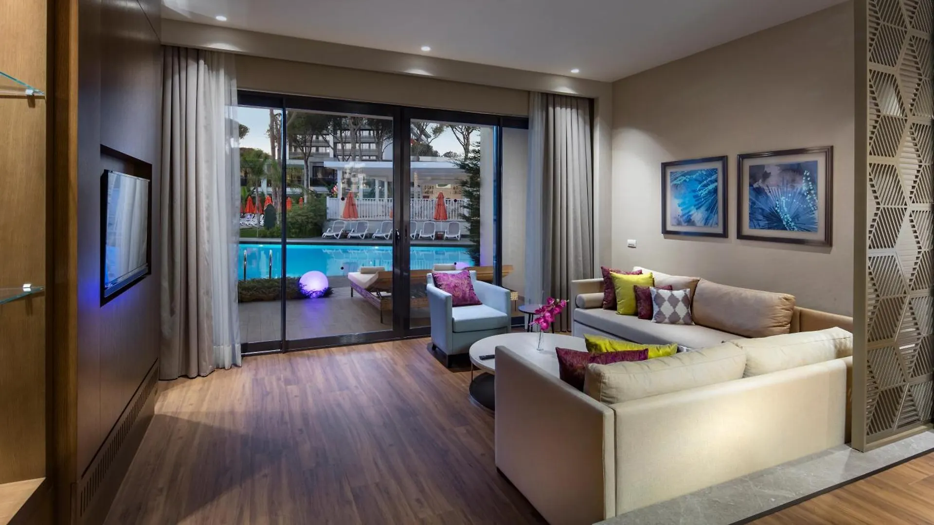 Trendy Lara Hotel Antalya 5*,