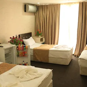 Grand Apartment
